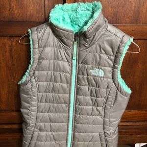 Girls Youth Large reversible North Face vest
